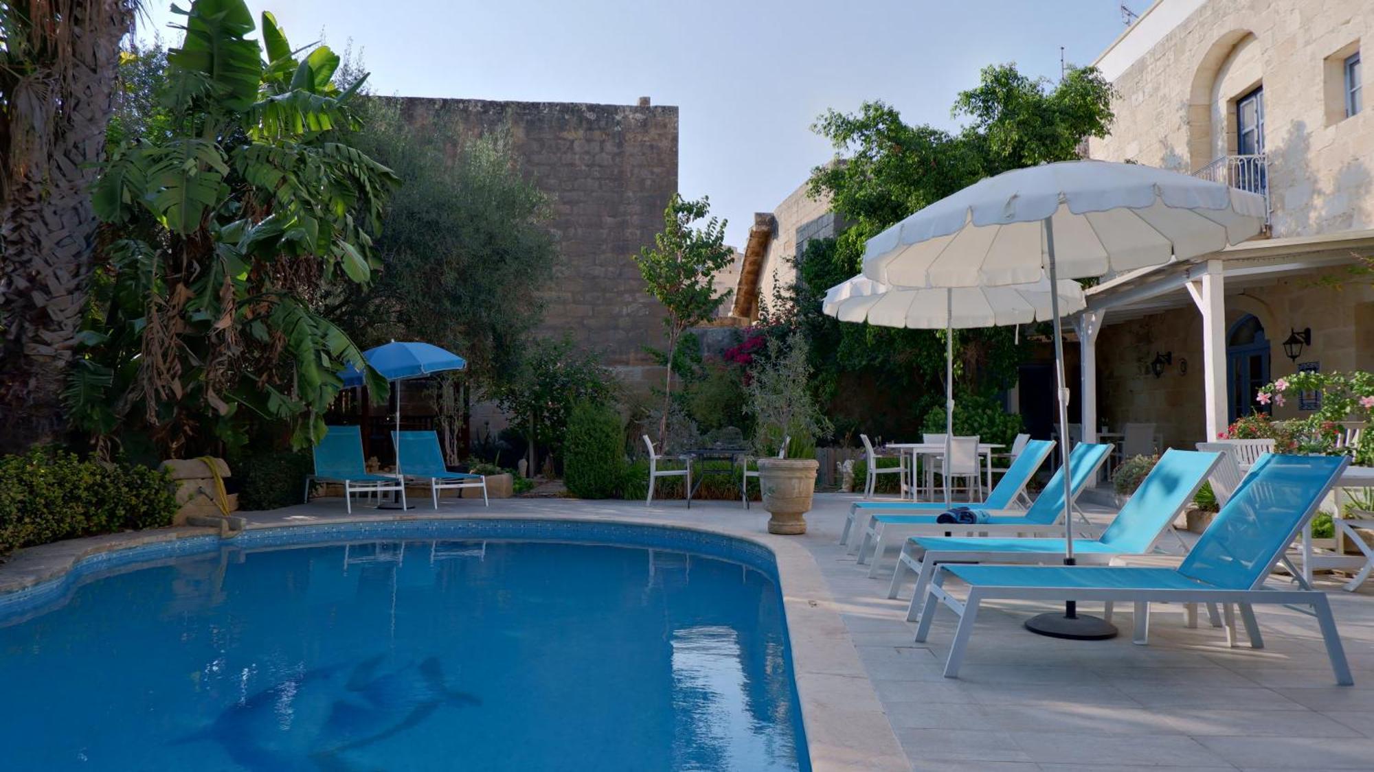 Village Knights Accommodation Zebbug  Exterior photo